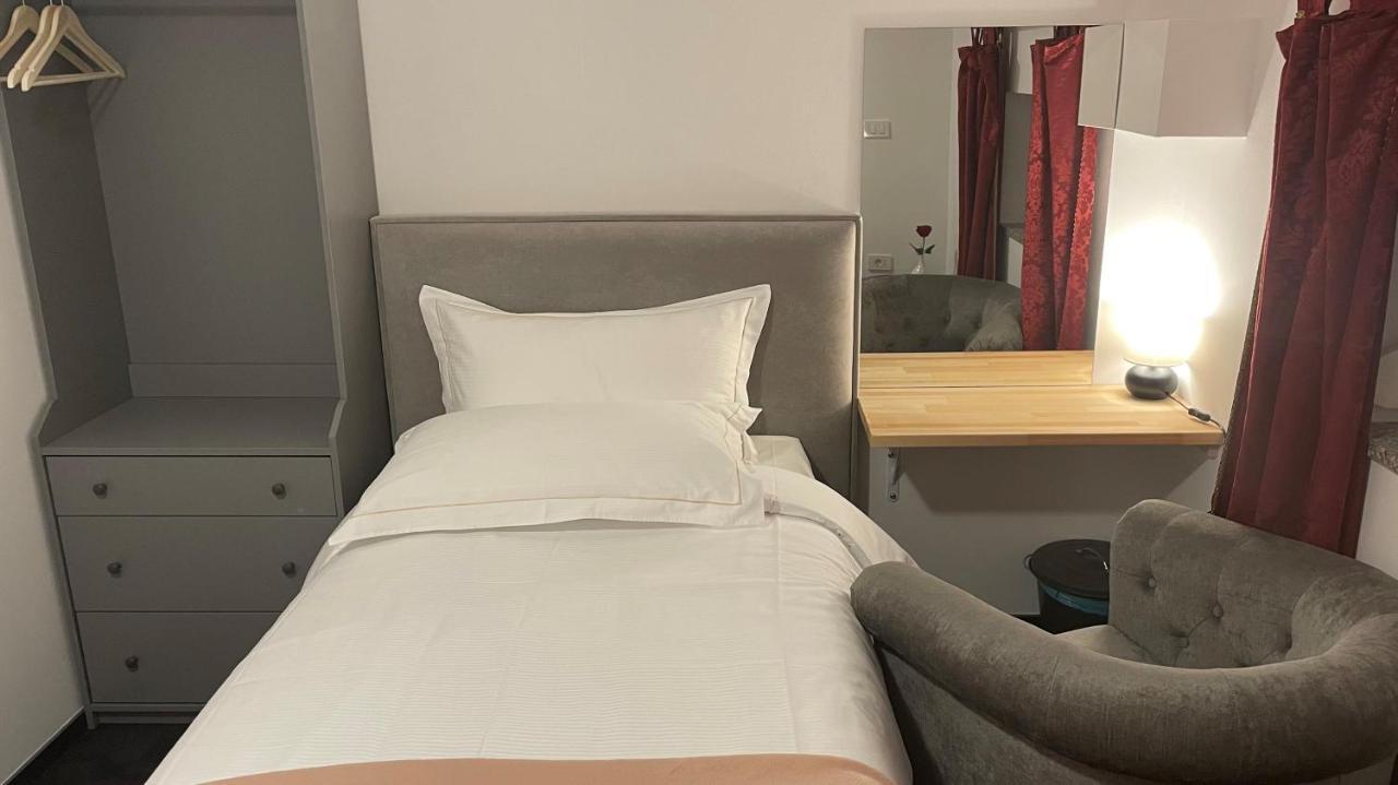 Madonca Rooms & Restaurant Νόβα Γκόριτσα Εξωτερικό φωτογραφία